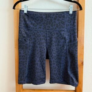 GAP Women's Black Navy Cheetah Leopard Print Bike Shorts TALL